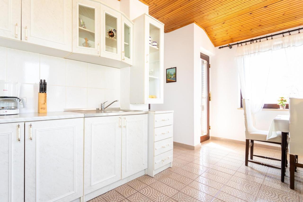 Marica Apartment *